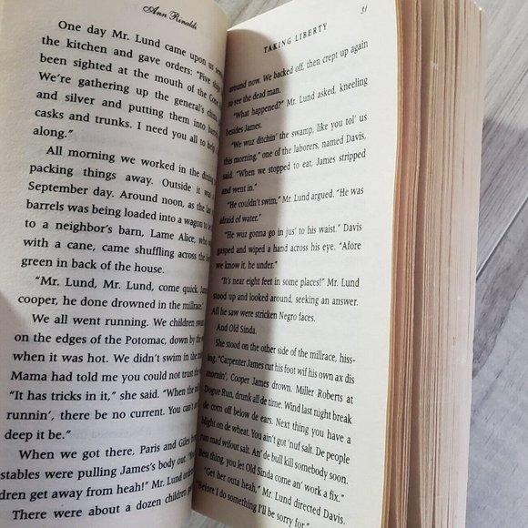 Taking Liberty The Story of Oney Judge Geor- Ann Rinaldi paperback book - Picture 3 of 6